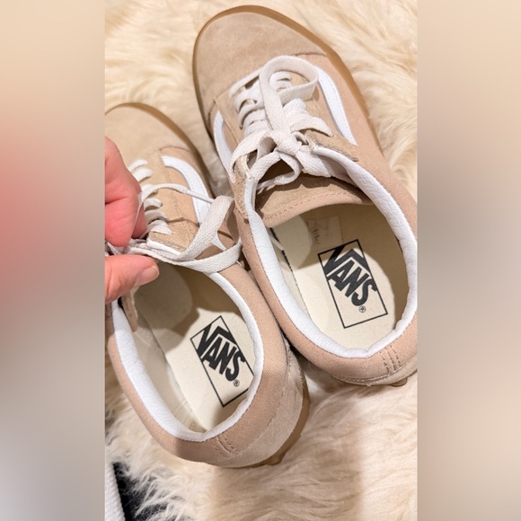 Vans Old Skool (Sesame/Gum). Gentle use Mens Size: 8.0 women’s. 9.5 - Picture 7 of 11